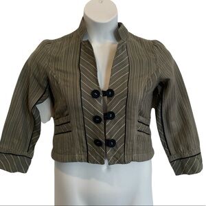 Urban Outfitters Kimchi & Blue Crop Olive Green linen blend Blazer. Size Medium